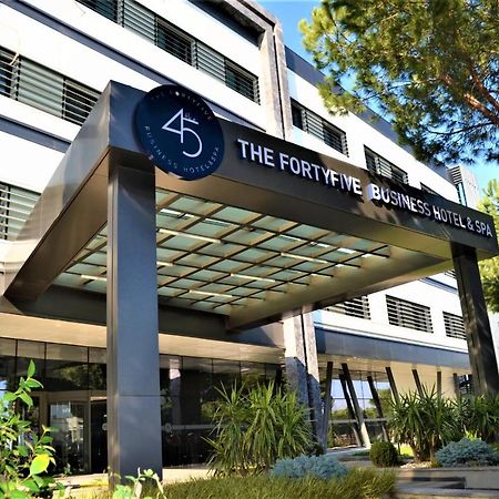 The Fortyfive Business Hotel & Spa มานิซา ภายนอก รูปภาพ