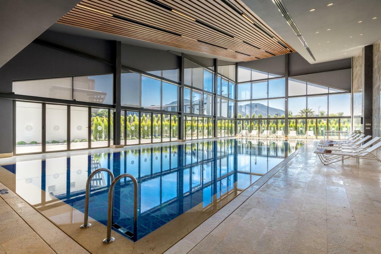 The Fortyfive Business Hotel & Spa มานิซา ภายนอก รูปภาพ
