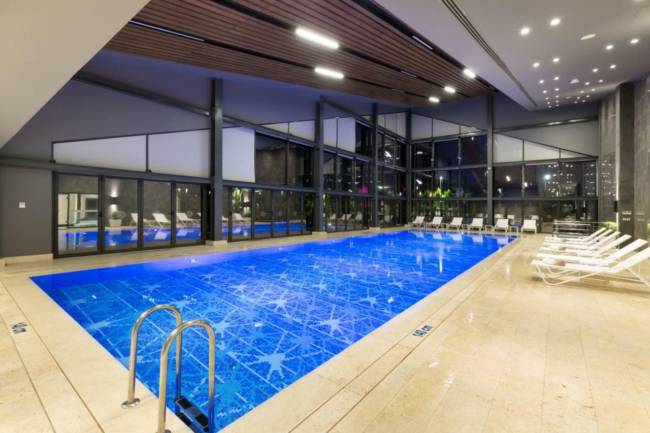 The Fortyfive Business Hotel & Spa มานิซา ภายนอก รูปภาพ